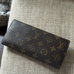 louise vitton wallet