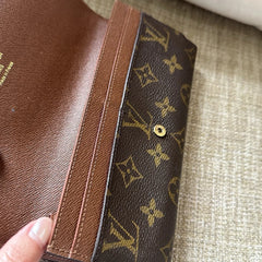 louise vitton wallet